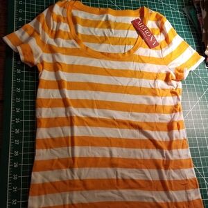 Merona Ultimate Tee Medium Orange Striped